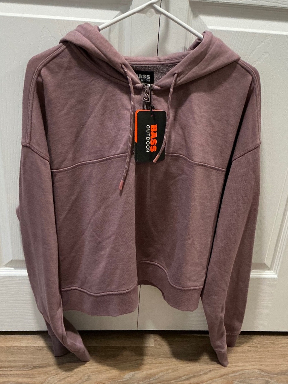 Bass Outdoors cropped dusty purple hoodie